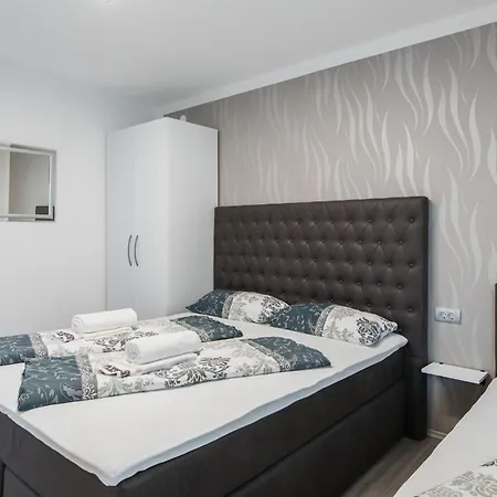 Vivien Apartment *