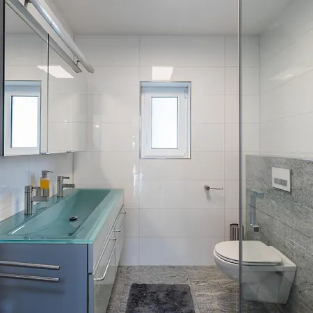 Vivien Apartment