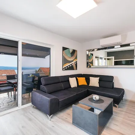 Vivien Apartment *