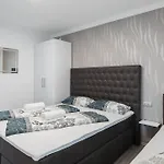 Vivien Apartmán *