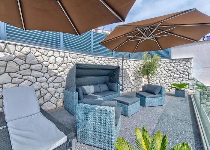 Vivien * 茨里克韦尼察